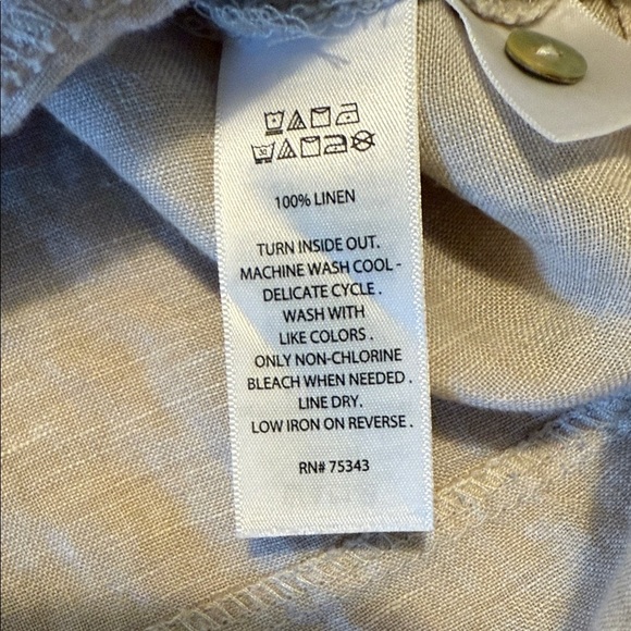 Tahari 100% Linen Shirt in Oatmeal - Picture 9 of 10